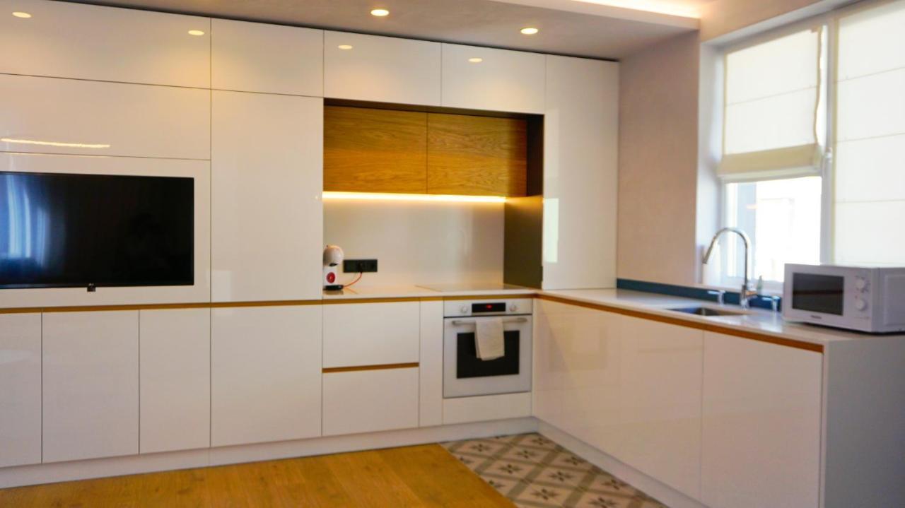 Апартамент Жасмин С Частен Гараж - Jasmin Apartment With Private Garage Varna Luaran gambar